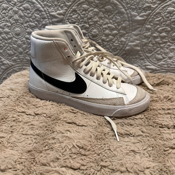 Nike Blazer Mid youth size 6.5 shoes - Picture 12 of 14
